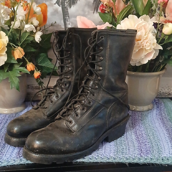 Men's Rugged Black Leather Lace-Up Steel Toe Boots - Picture 1 of 6